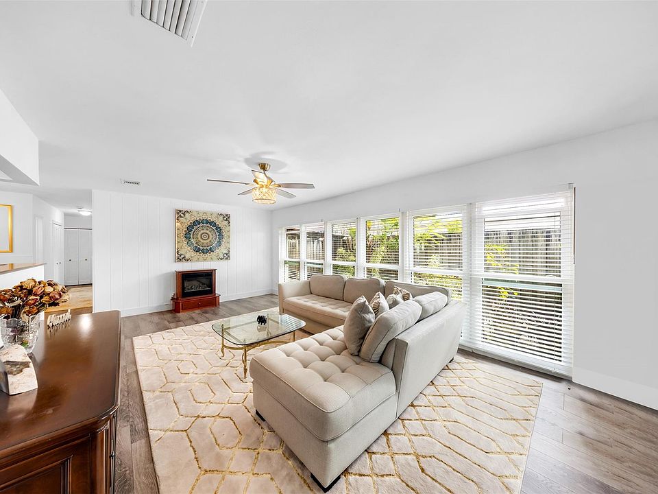 1st image of 2133 Coral Gardens Drive