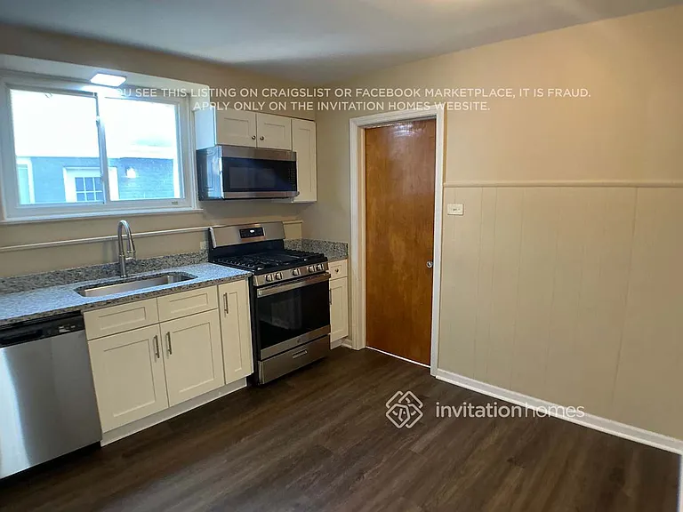 8925 S Utica Ave — Photo 5