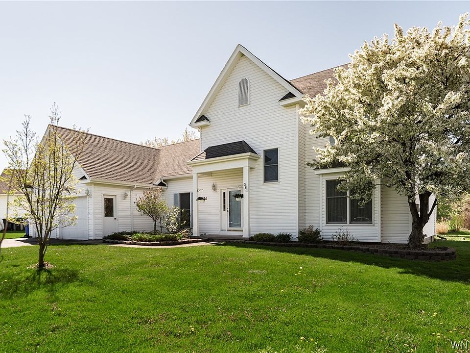1st image of 381 Old Country Rd