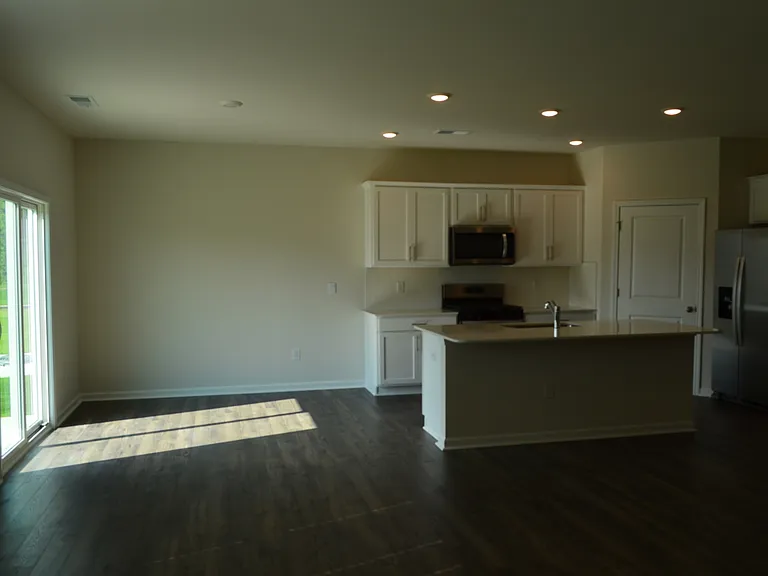 116 Pisgah St — Photo 5