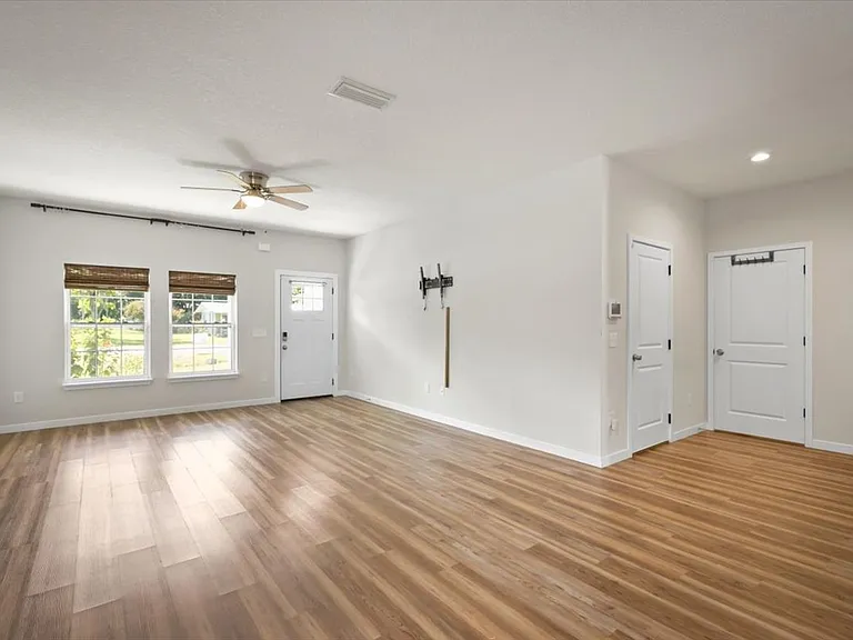 700 Hamilton Ave — Photo 3