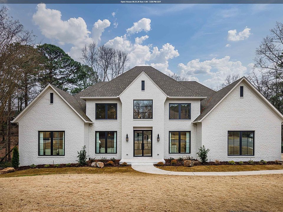1st image of 2105 Longleaf Cir