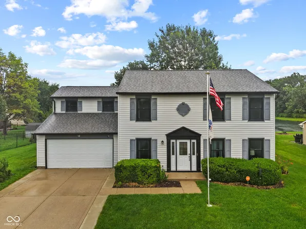 555 Hyannis Dr, Avon, IN 46123