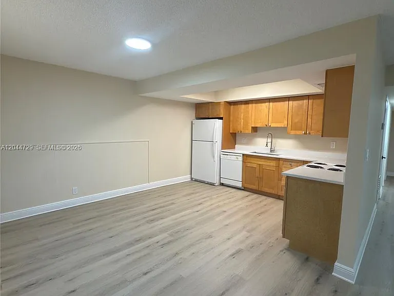 8303 W Sample Rd #4 — Photo 3