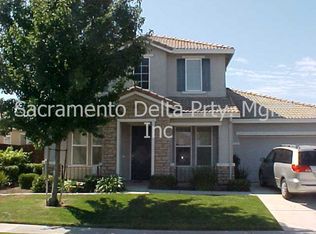 10136 Blossom Ridge Dr, Elk Grove, CA 95757