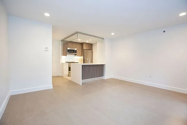 Rented by REAL New York | media 127