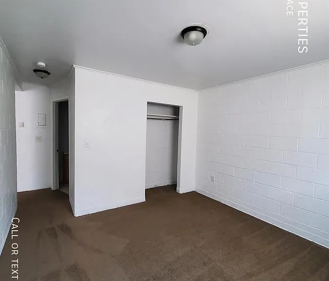 77 Harvey Pl — Photo 10