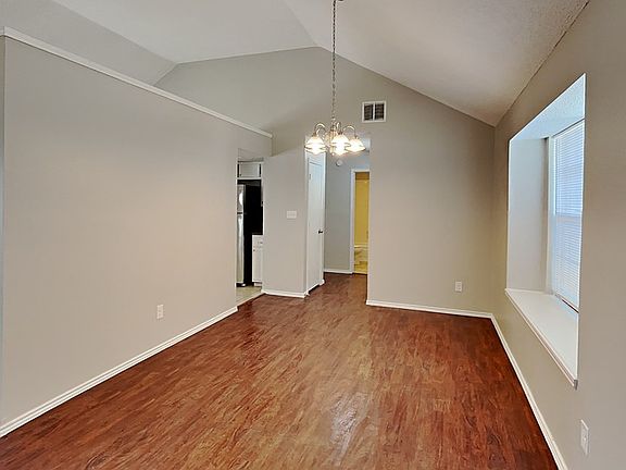 4th image of 1214 Harvest Hill Ln