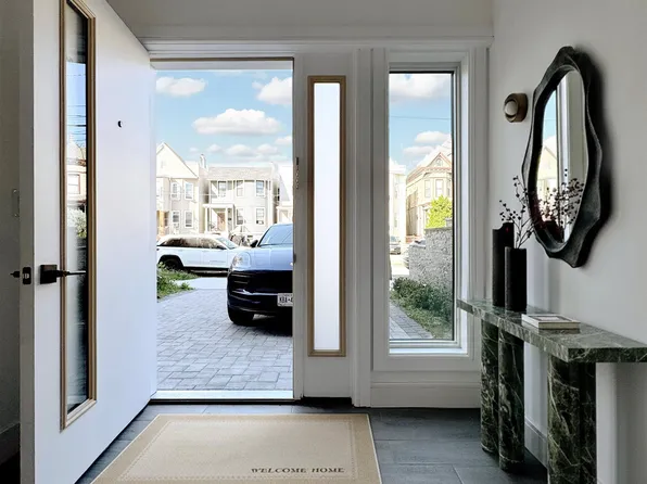 29 Carlton Avenue image 9 of 32