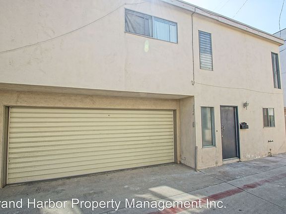 2nd image of 124 34th St