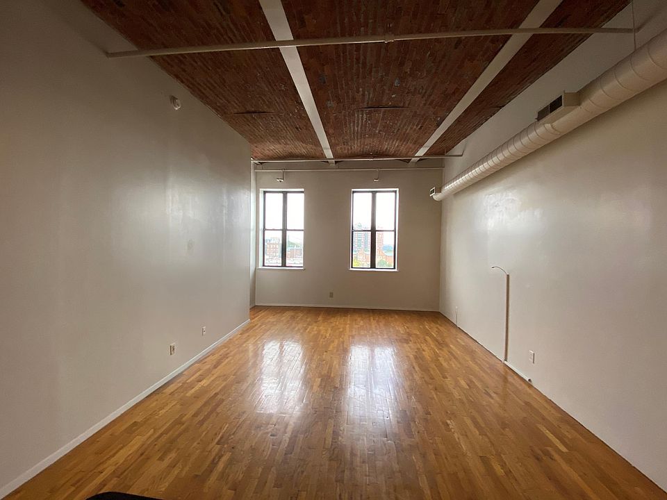 The Edgewater Sugar Factory Apartment Rentals - Edgewater, NJ | Zillow
