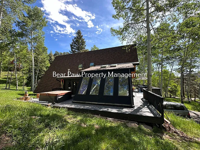 7196 Aspen Meadow Dr — Photo 3