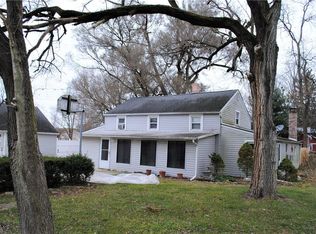 24521 Barrett Rd, Olmsted Township, OH 44138