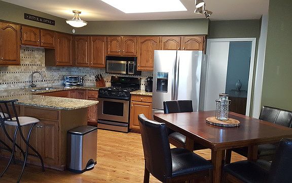 5th image of 8325 Parkview Dr