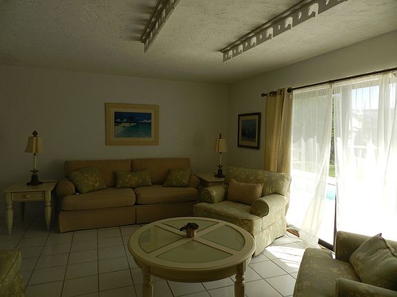 4th image of 161 Venetian Dr