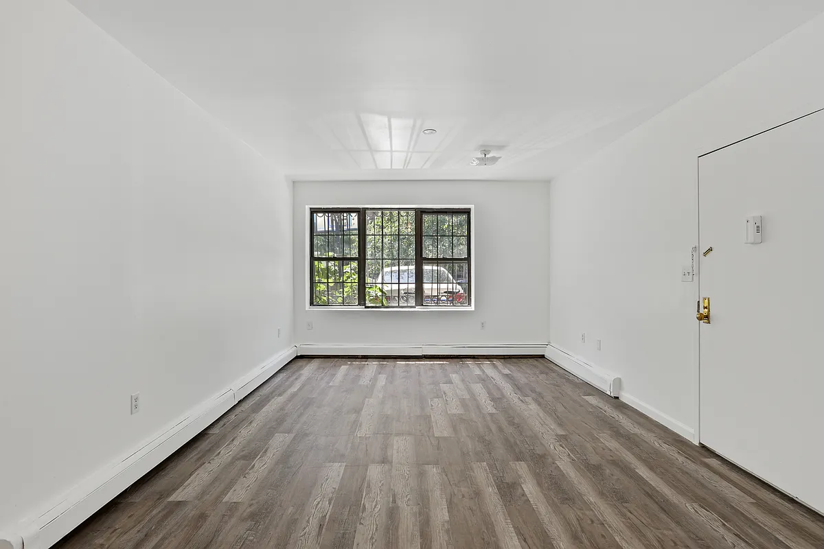 Building Photo - 135 Herkimer St #1