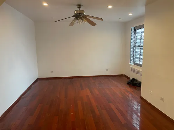 44-21 Macnish Street image 3 of 6