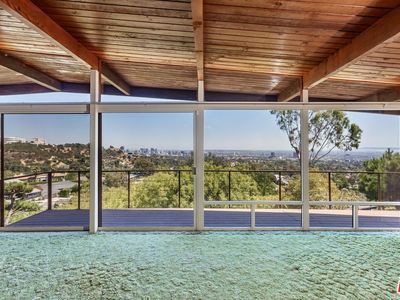 924 Stonehill Ln, Los Angeles, CA, 90049