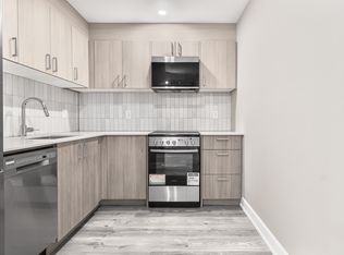 370 Cambridge Street, Ottawa, ON K1R 7B7