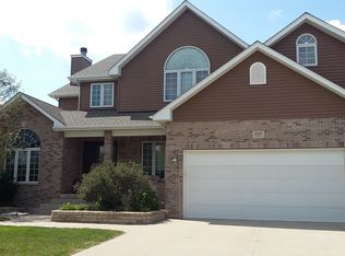 840 Pheasant Ln, Coal City, IL 60416