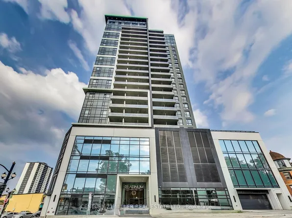 15 Queen St S, Hamilton, ON