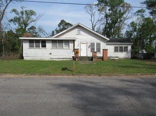 1033 Wisteria Dr, Bainbridge, GA 39819