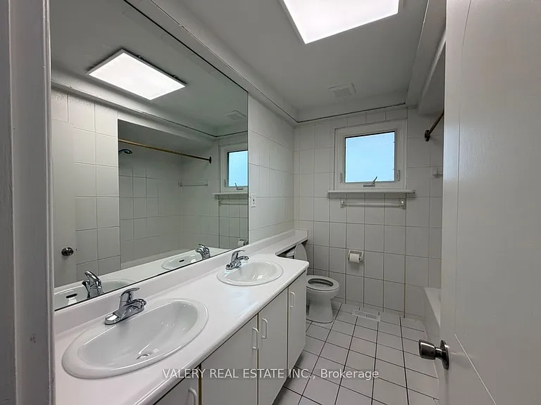 64 Lexington Ave #MAIN — Photo 18