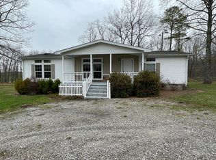 114 George Young Rd, Jamestown, TN 38556