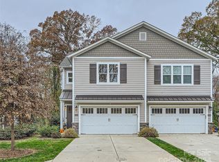 5220 Valley Stream Rd, Charlotte, NC 28209