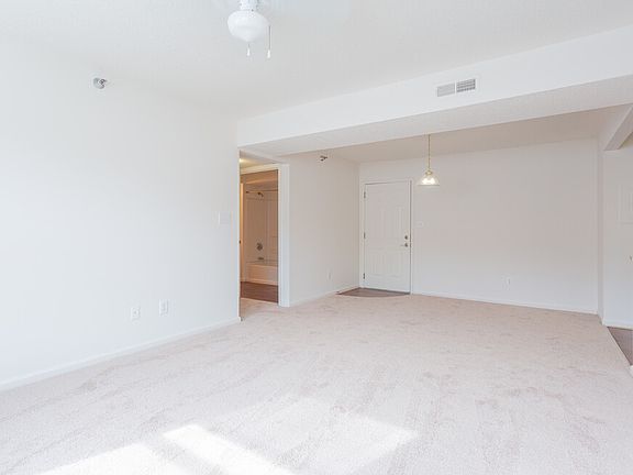 4th image of 14534 Old Courthouse Way #112B