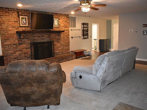 5th image of 1313 Jones Dr