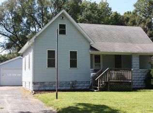 821 S Locust St, Pontiac, IL 61764