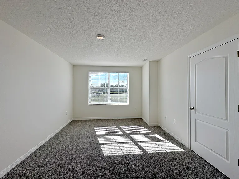 672 Moscato Dr — Photo 14