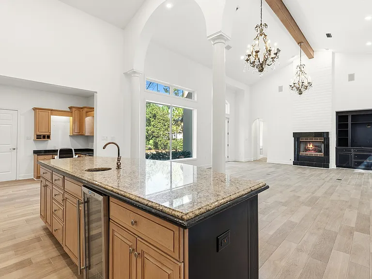 2928 Pine Valley Dr — Photo 8