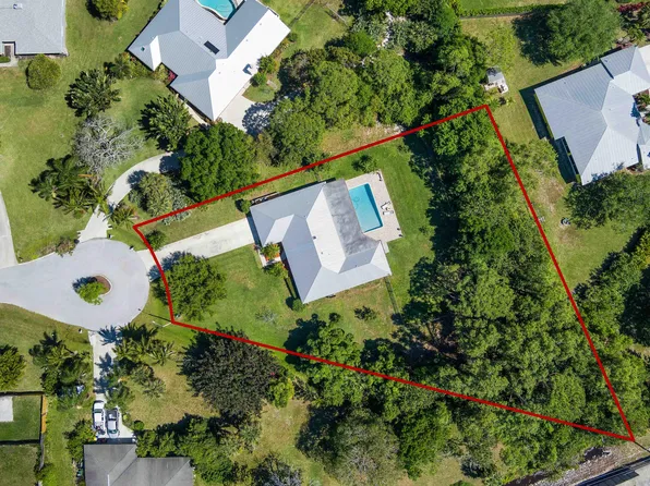 2605 NE Cypress Lane, Jensen Beach, FL 34957