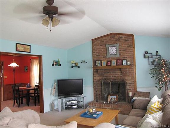 2nd image of 2330 Wishbone Dr