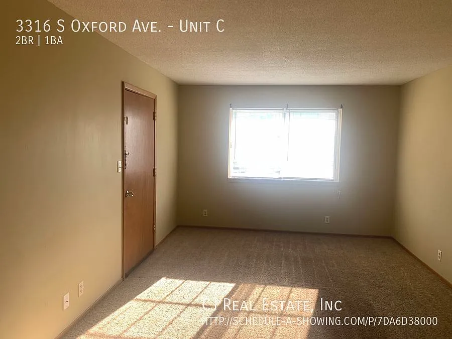 Building Photo - 3316 S Oxford Ave #C