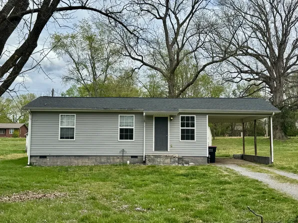 2615 Old Greenbrier Pike, Springfield, TN 37073