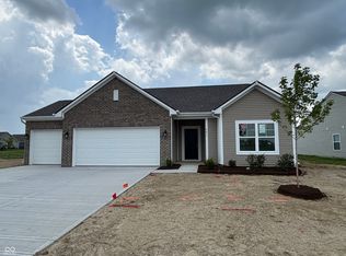 6671 Blackthorne Dr, Pendleton, IN 46064