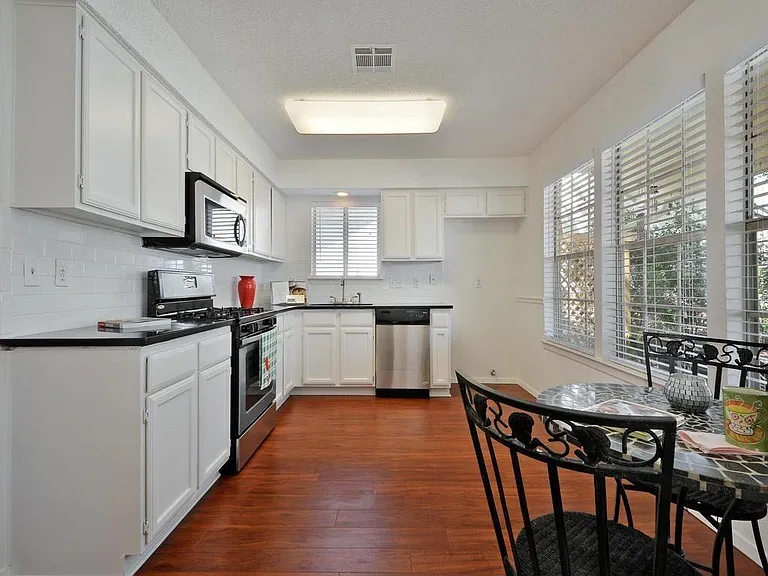 3805 Tattershall Ln — Photo 5