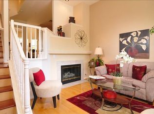 102 Hilary Ave, Mountain View, CA 94040