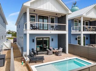 151 W Gulf Beach Dr #1, Eastpoint, FL 32328