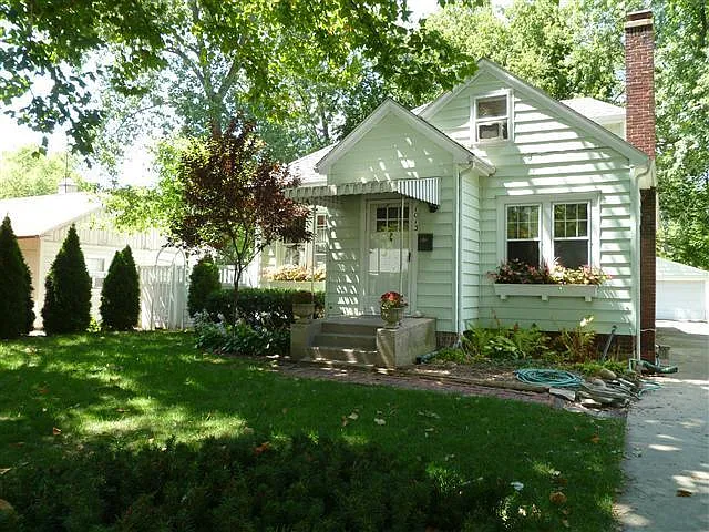 1012 S Wabash Ave photo 1