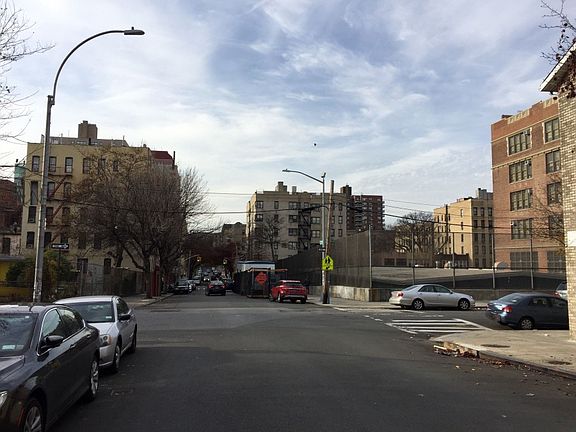 4th image of 241 E 173rd St