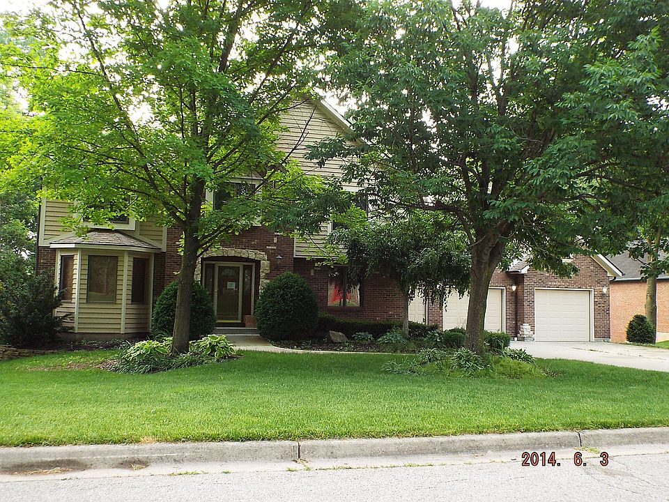 1st image of 836 Vernis Dr
