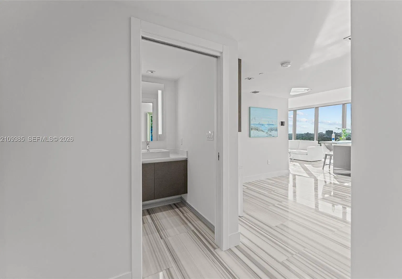 Echo Brickell Condo — Photo 4
