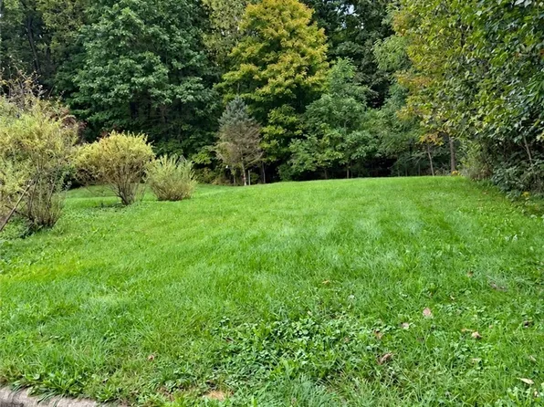 11275 Hickory Hollow Rd NW, Bolivar, OH 44612