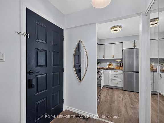 2nd image of 38 Caprice Cres