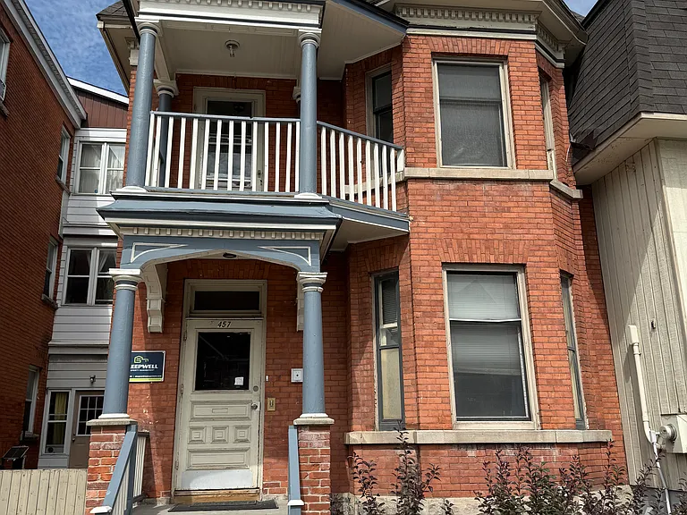 457 Somerset St W #3 — Photo 1