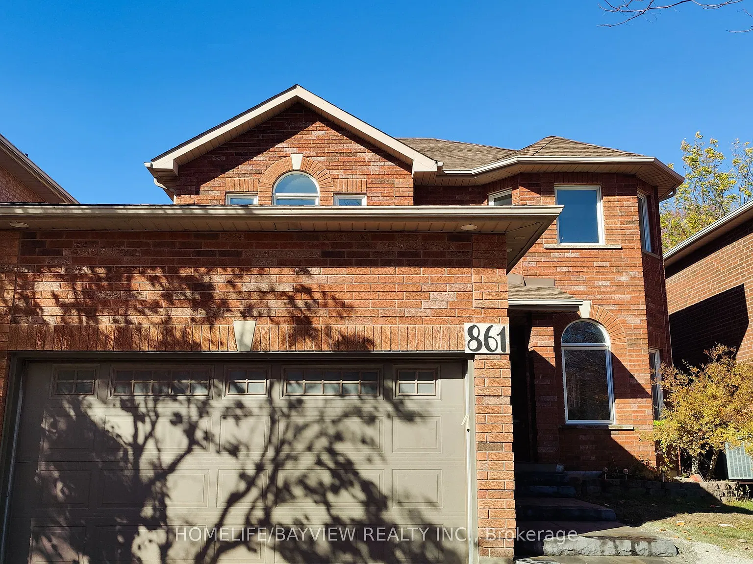 4 bed, $3,800 — Photo 1
